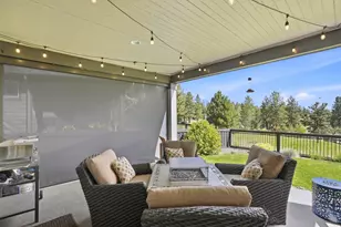 2736 NW Fairway Heights Dr, Bend, OR 97703 - Photo 20