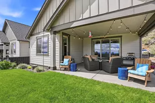 2736 NW Fairway Heights Dr, Bend, OR 97703 - Photo 22