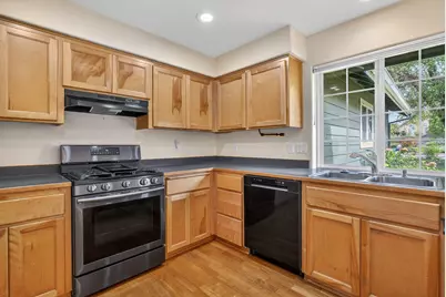 1375 Forestview Drive, Grants Pass, OR 97527 - Photo 10