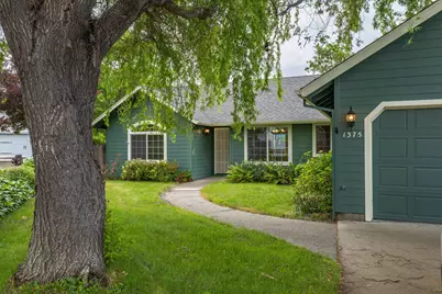 1375 Forestview Drive, Grants Pass, OR 97527 - Photo 1