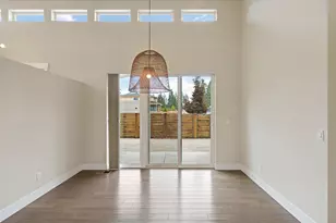 63367 NW Clearstone Dr, Bend, OR 97703 - Photo 12