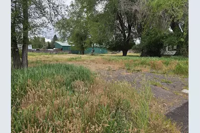 3712 Laverne Avenue, Klamath Falls, OR 97603 - Photo 2