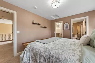 9009 Merlin Dr, Redmond, OR 97756 - Photo 58