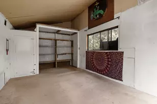 67325 Fryrear Rd, Bend, OR 97703 - Photo 16