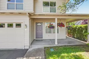 228 Talent Ave, Talent, OR 97540 - Photo 4