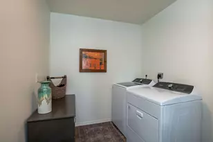69353 Hinkle Butte Dr, Sisters, OR 97759 - Photo 20