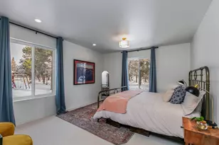 69353 Hinkle Butte Dr, Sisters, OR 97759 - Photo 12