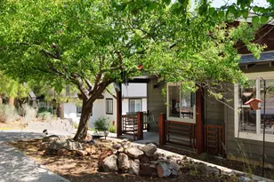 2533 NW Monterey Pines Dr, Bend, OR 97703 - Photo 2