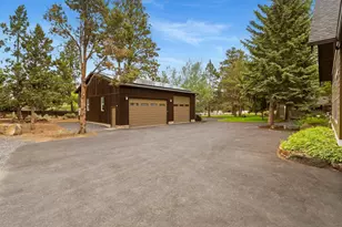 21125 Bear Creek Rd, Bend, OR 97701 - Photo 52