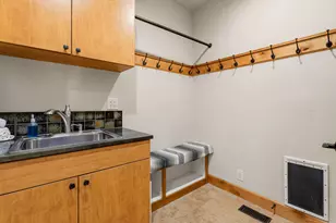 21125 Bear Creek Rd, Bend, OR 97701 - Photo 48