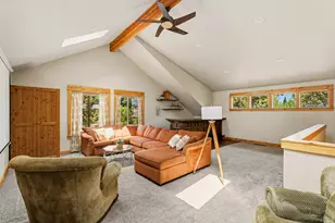 21125 Bear Creek Rd, Bend, OR 97701 - Photo 22