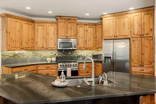 21125 Bear Creek Rd, Bend, OR 97701 - Photo 8