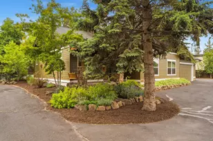 21125 Bear Creek Rd, Bend, OR 97701 - Photo 58