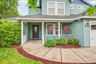 545 Diego Ct, Central Point, OR 97502 - Photo 4