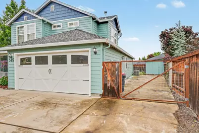 545 Diego Court, Central Point, OR 97502 - Photo 6