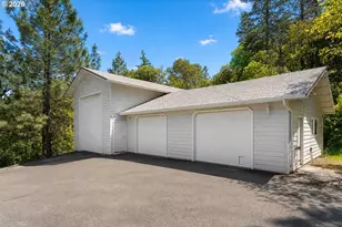 182 Eagles View Dr, Grants Pass, OR 97527 - Photo 34