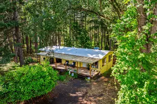 350 Bonnie Ln, Grants Pass, OR 97527 - Photo 6