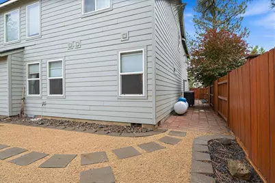 623 N Freemont Street, Sisters, OR 97759 - Photo 38