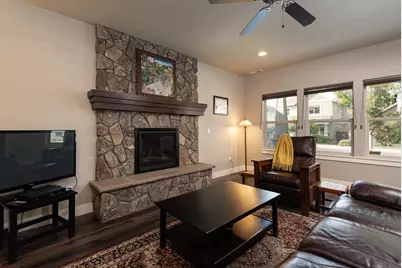 20527 SE Stanford Place, Bend, OR 97702 - Photo 4
