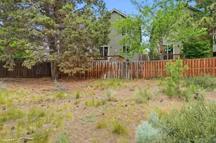 61302 Huckleberry Pl, Bend, OR 97702 - Photo 36