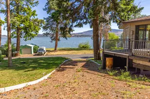 1885 Lakeshore Dr, Klamath Falls, OR 97601 - Photo 6