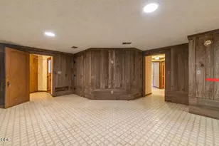 1885 Lakeshore Dr, Klamath Falls, OR 97601 - Photo 34