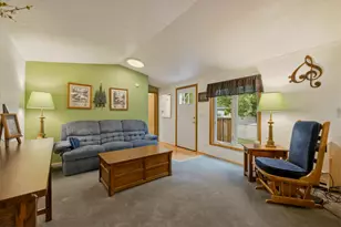 4751 Bellm Dr, Klamath Falls, OR 97603 - Photo 8