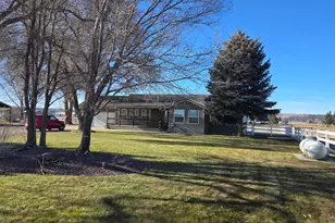 6631 NW Puckett Rd, Prineville, OR 97754 - Photo 2