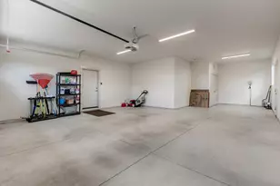 63173 Iner Loop, Bend, OR 97701 - Photo 20