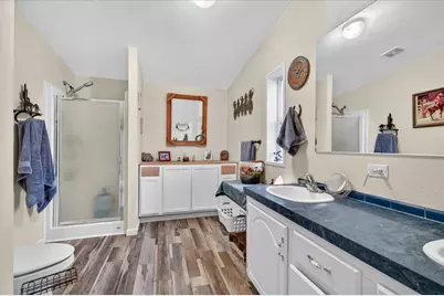 483 Wren Ridge Drive, Eagle Point, OR 97524 - Photo 12