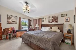483 Wren Ridge Dr, Eagle Point, OR 97524 - Photo 12