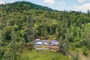 483 Wren Ridge Dr, Eagle Point, OR 97524 - Photo 24