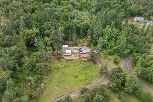 483 Wren Ridge Dr, Eagle Point, OR 97524 - Photo 28