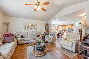 850 NW Quince Ave, Redmond, OR 97756 - Photo 6