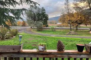 8720 Hwy 238, Jacksonville, OR 97530 - Photo 4