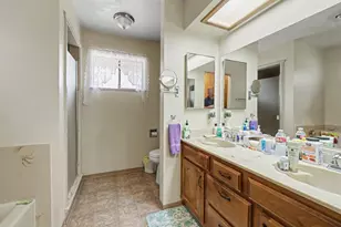 758 Summit Loop, Grants Pass, OR 97527 - Photo 36