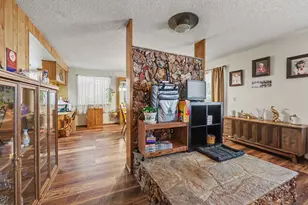 758 Summit Loop, Grants Pass, OR 97527 - Photo 24