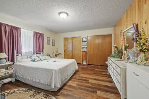 758 Summit Loop, Grants Pass, OR 97527 - Photo 34