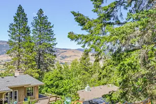 1105 Ivy Ln, Ashland, OR 97520 - Photo 28