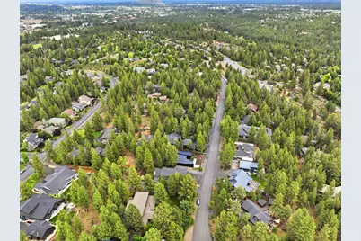19536 E Campbell Road, Bend, OR 97702 - Photo 52
