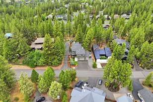 19536 E Campbell Rd, Bend, OR 97702 - Photo 50