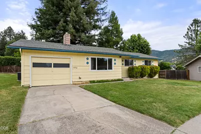 1950 NW Michelle Way, Grants Pass, OR 97526 - Photo 1