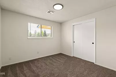 1950 NW Michelle Way, Grants Pass, OR 97526 - Photo 12