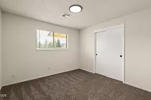 1950 NW Michelle Way, Grants Pass, OR 97526 - Photo 12