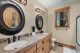 64145 Hunnell Rd, Bend, OR 97703 - Photo 36