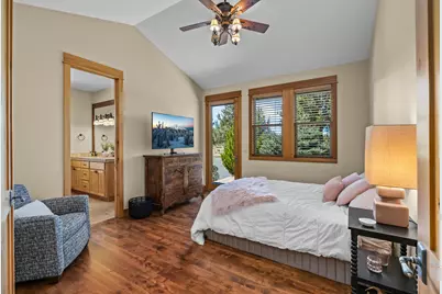 64145 Hunnell Road, Bend, OR 97703 - Photo 32