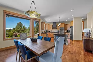64145 Hunnell Rd, Bend, OR 97703 - Photo 12