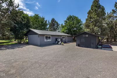 63425 Deschutes Market Road, Bend, OR 97701 - Photo 48