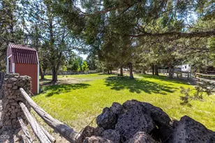 63425 Deschutes Market Rd, Bend, OR 97701 - Photo 30