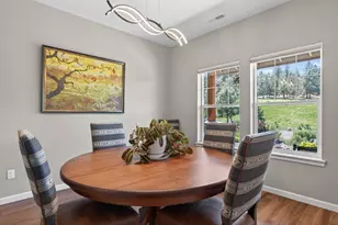 2269 NW Putnam Rd, Bend, OR 97703 - Photo 20